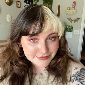 Meet your Posher, Erika